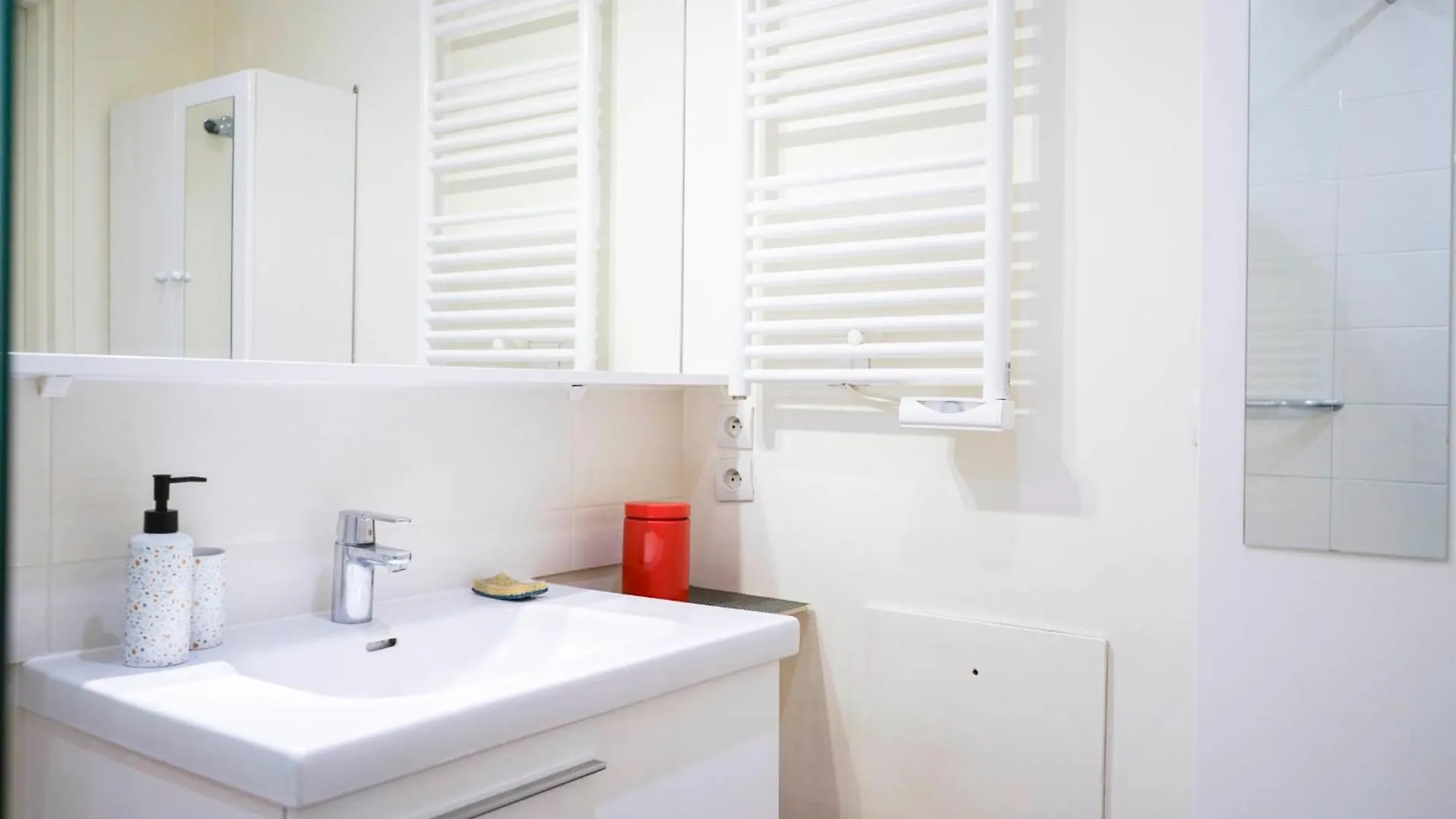 Cozy 58 M Near Butte-Aux-Cailles Apartment Paris France